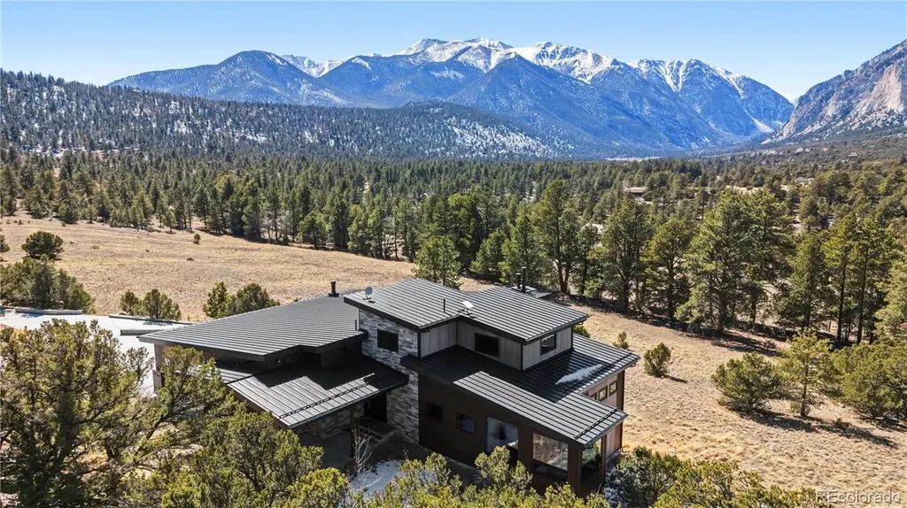 21261 Broadview Road Nathrop CO 81236