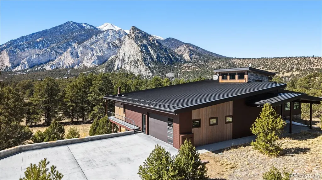 21261 Broadview Road Nathrop CO 81236