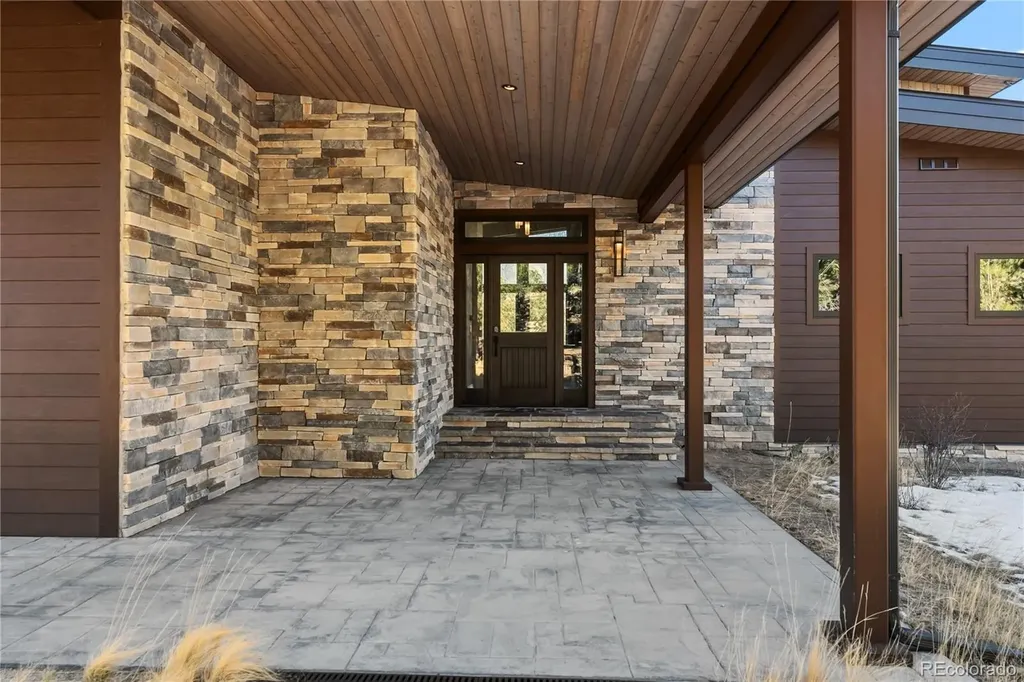 21261 Broadview Road Nathrop CO 81236