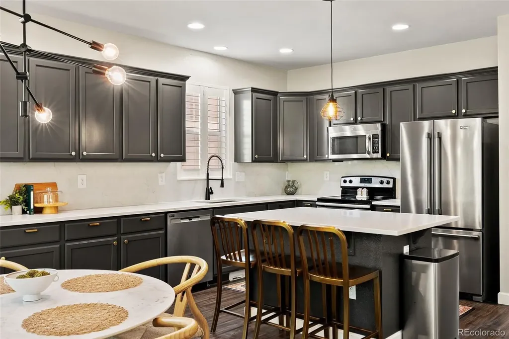 27173 E Ontario Place Aurora CO 80016