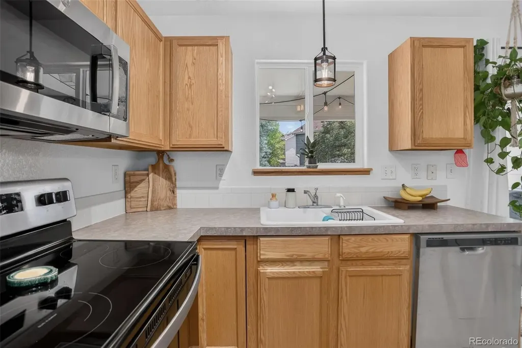 8466 Keenland Way Wellington CO 80549