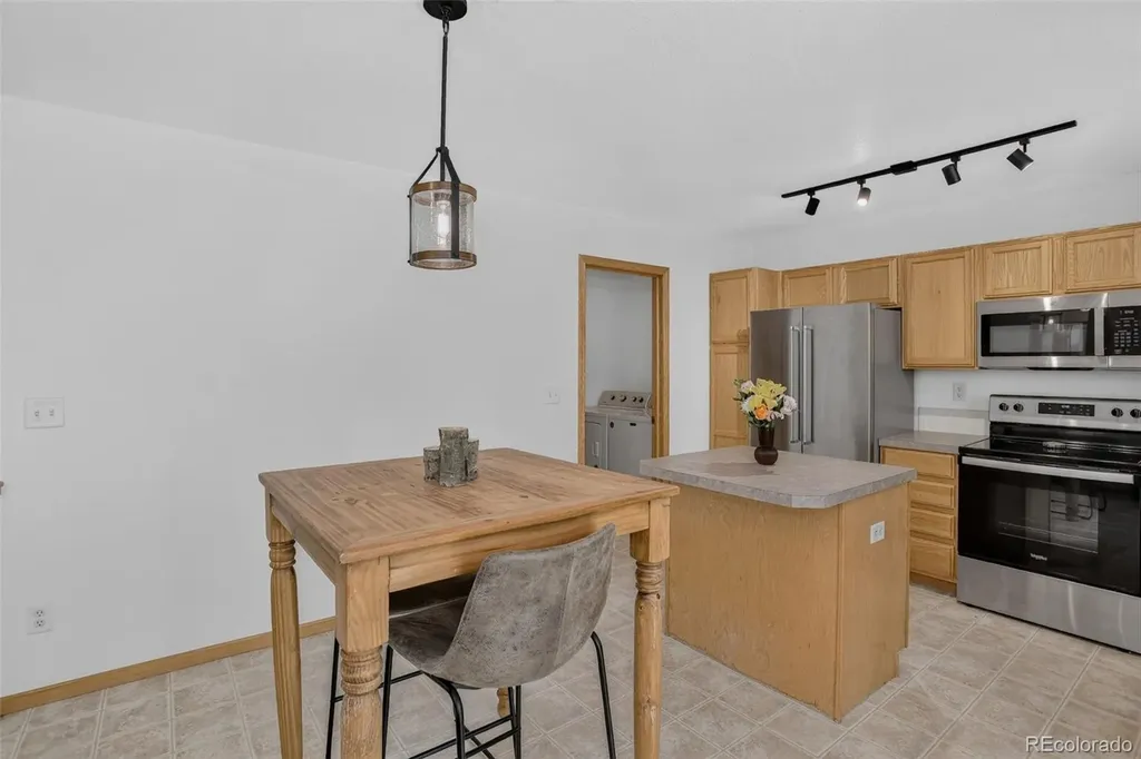 8466 Keenland Way Wellington CO 80549