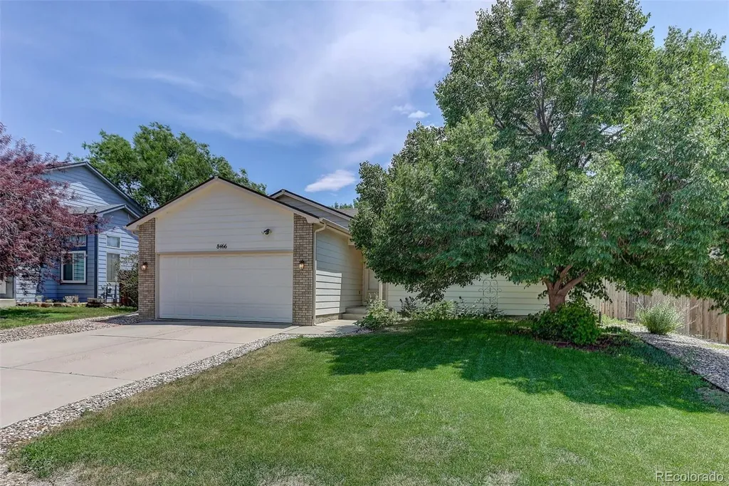 8466 Keenland Way Wellington CO 80549