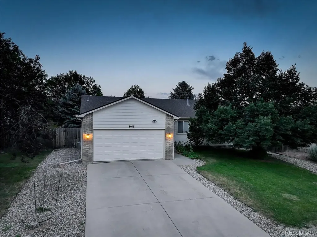 8466 Keenland Way Wellington CO 80549