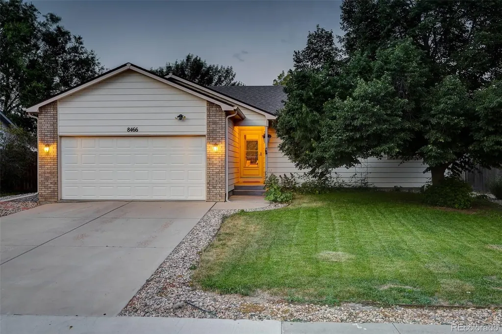 8466 Keenland Way Wellington CO 80549