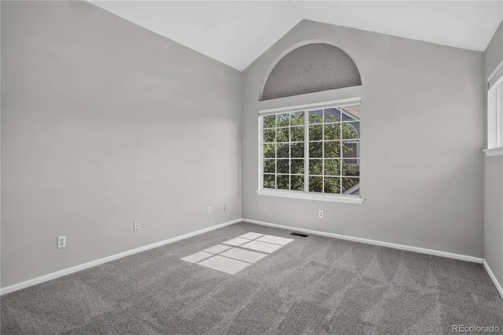 4013 S Carson Street Aurora CO 80014