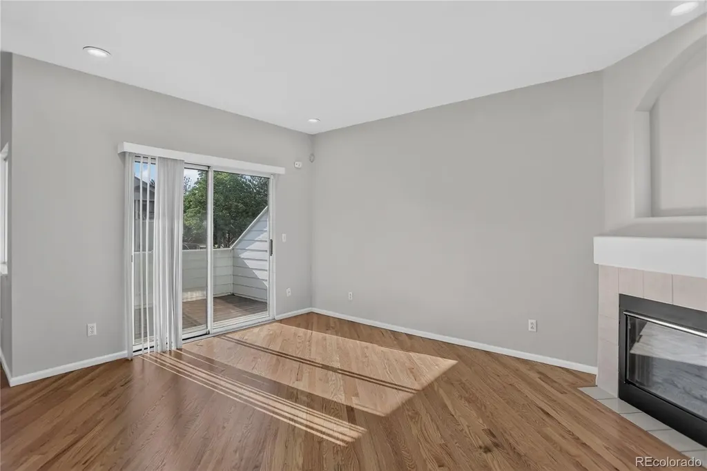 4013 S Carson Street Aurora CO 80014