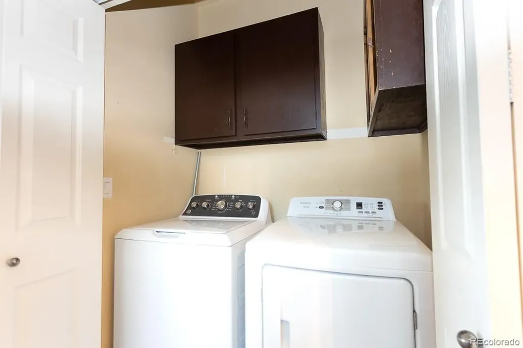 141 Granby Way Aurora CO 80011