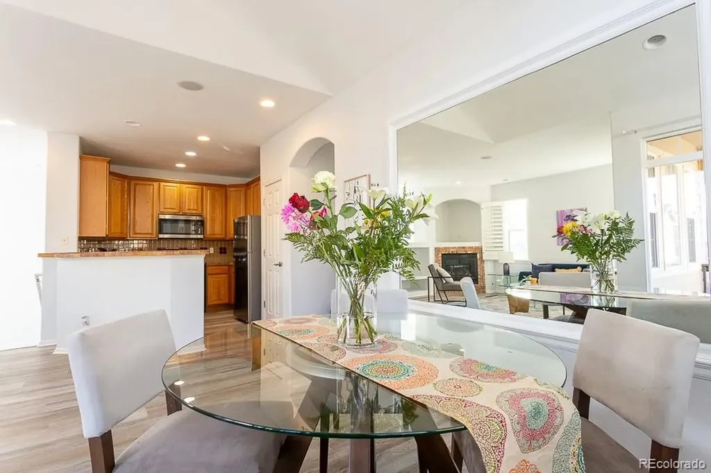 141 Granby Way Aurora CO 80011