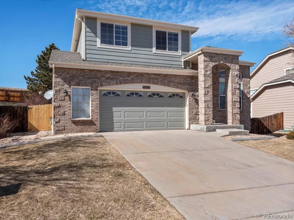 1256 Berganot Trail Castle Pines CO 80108
