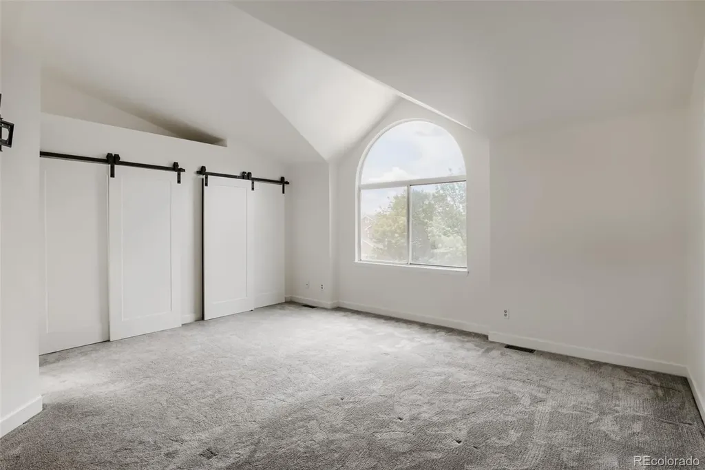 5019 S Espana Way Centennial CO 80015