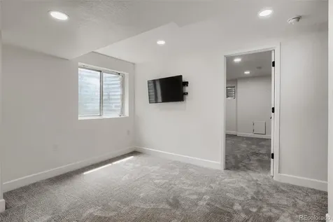5019 S Espana Way Centennial CO 80015