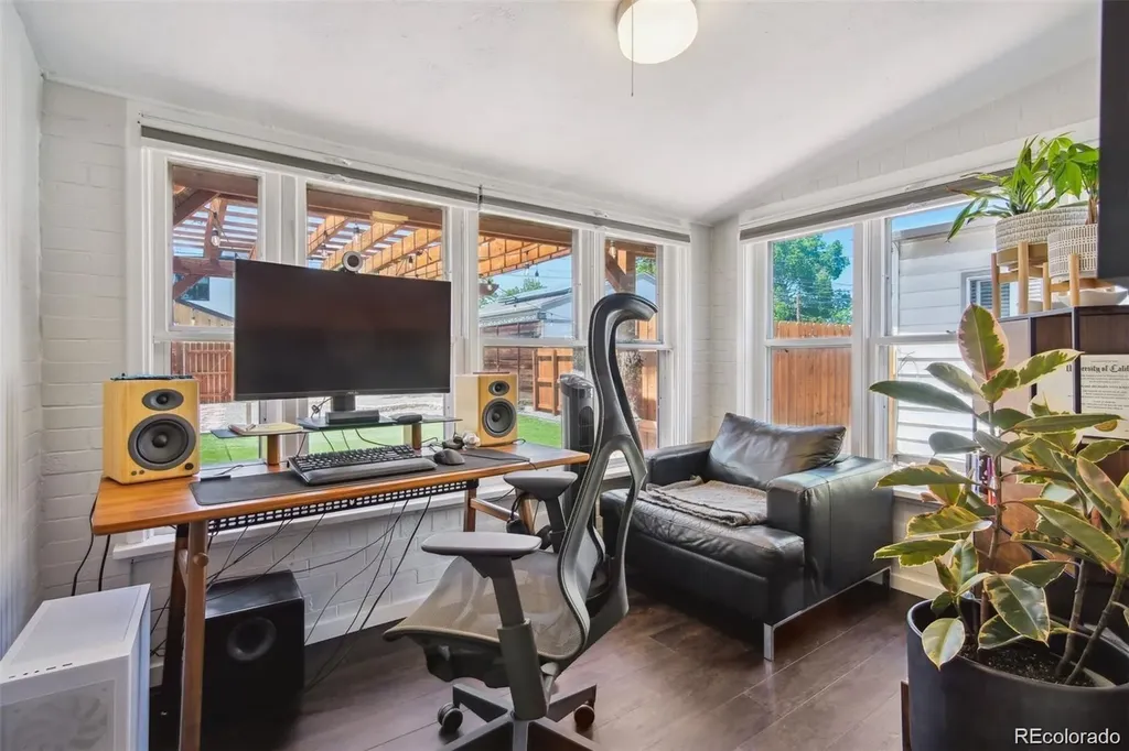4877 Perry Street Denver CO 80212