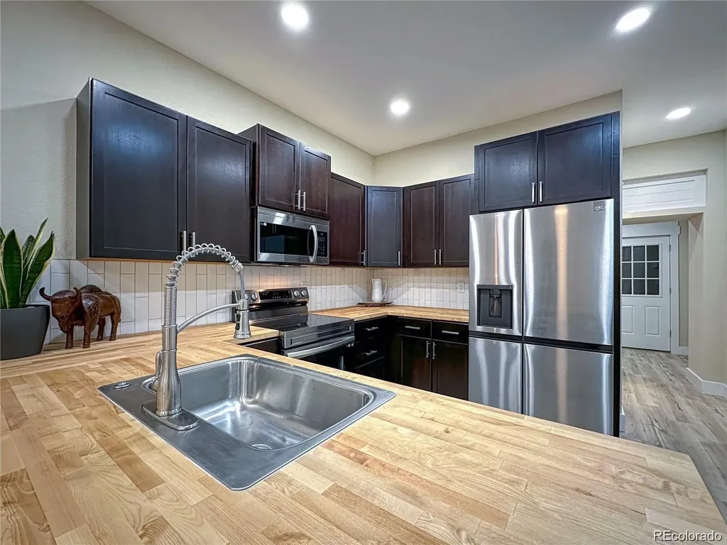 235 W 3rd Street Salida CO 81201