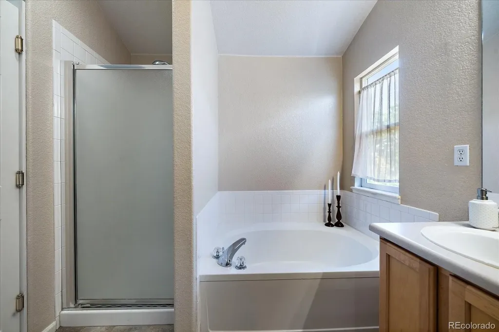 8385 Deframe Court Arvada CO 80005