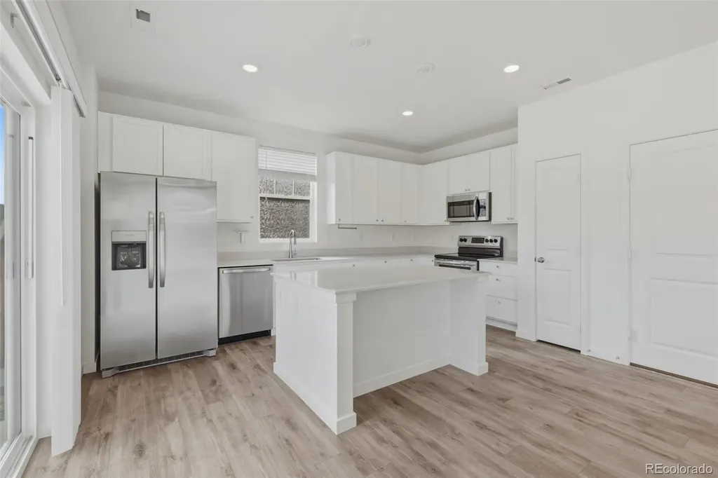 922 W Beverly Street Elizabeth CO 80107