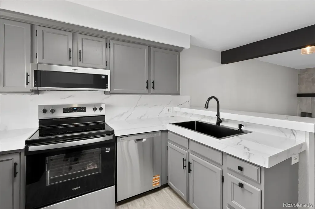 2609 Hatch Circle Colorado Springs CO 80918