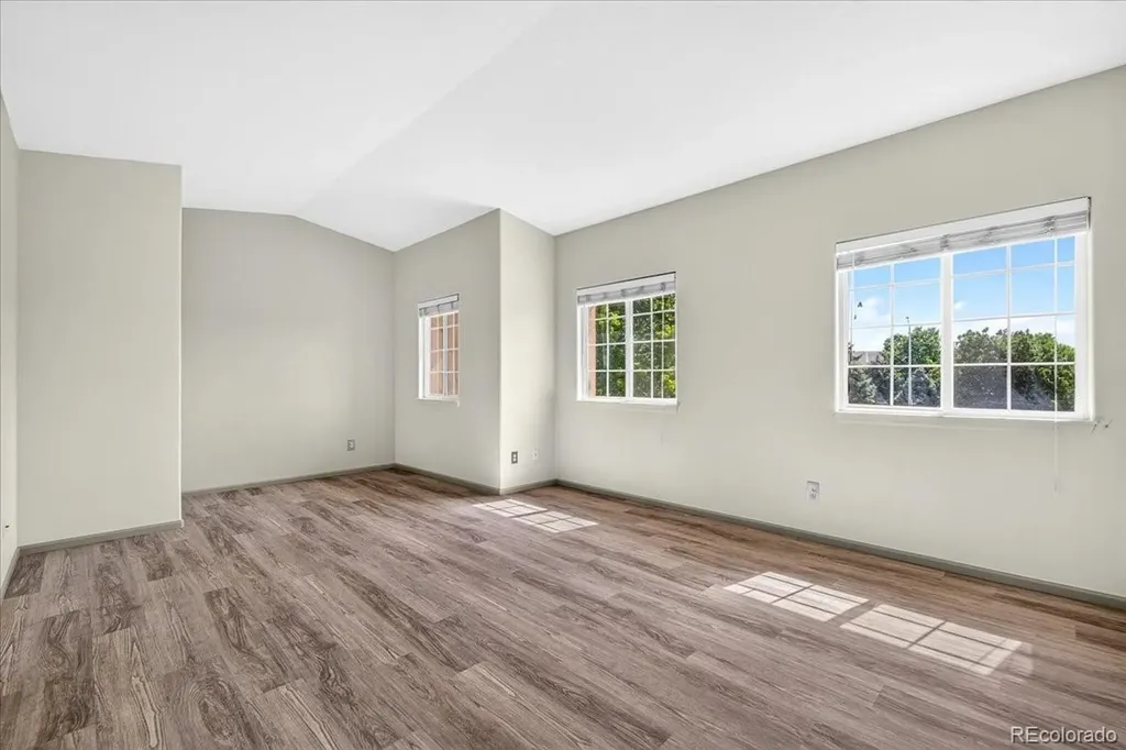 1703 Whitehall Drive Longmont CO 80504
