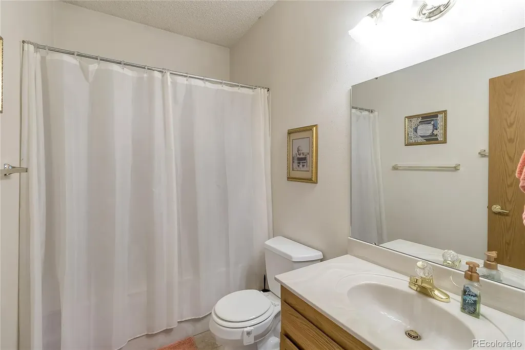 5106 Lebsack Lane Loveland CO 80537