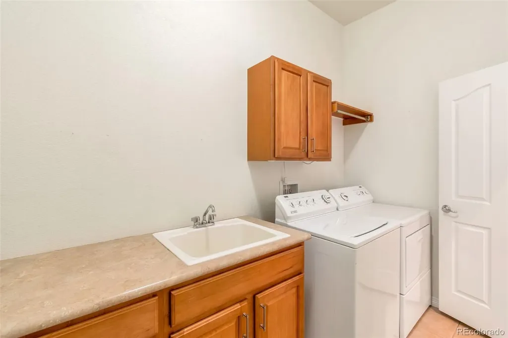 6570 S Ames Court Littleton CO 80123