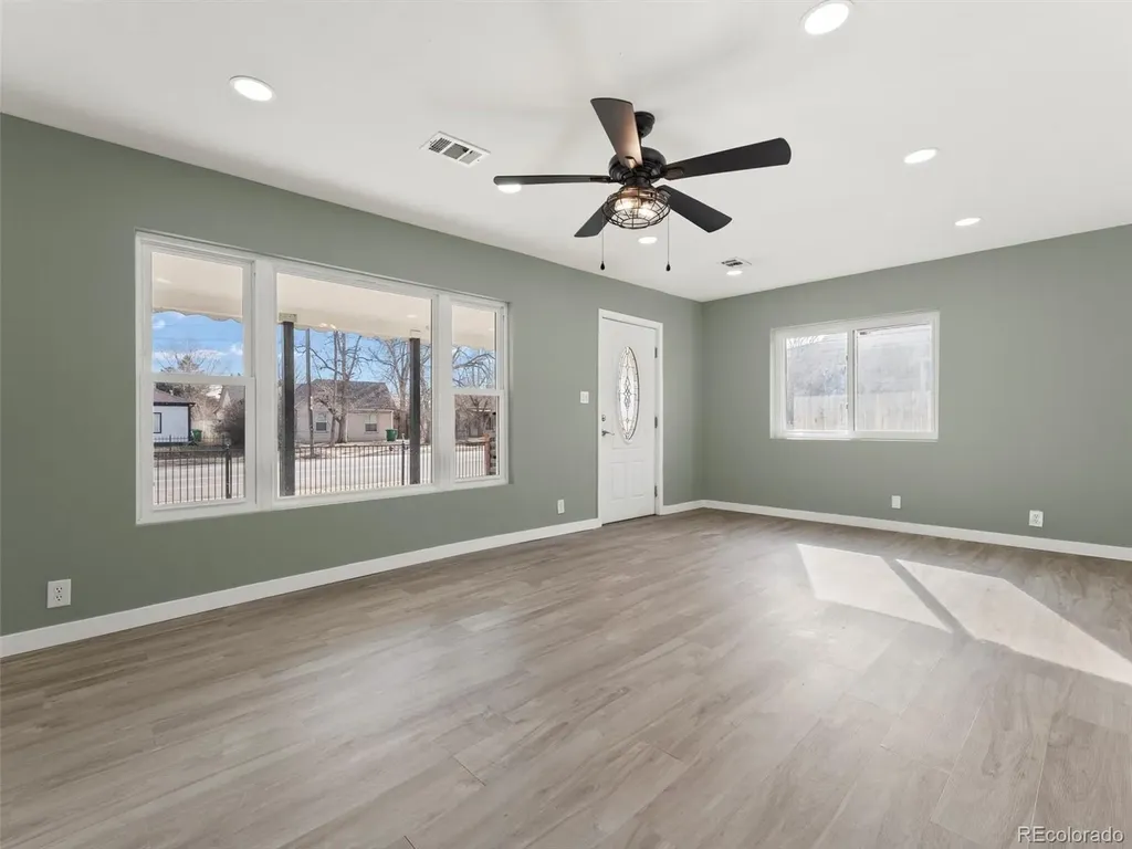 675 Knox Court Denver CO 80204