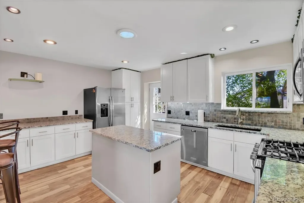 6785 S Pitkin Street Foxfield CO 80016