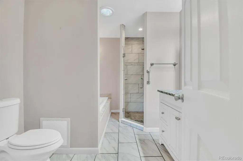 6785 S Pitkin Street Foxfield CO 80016