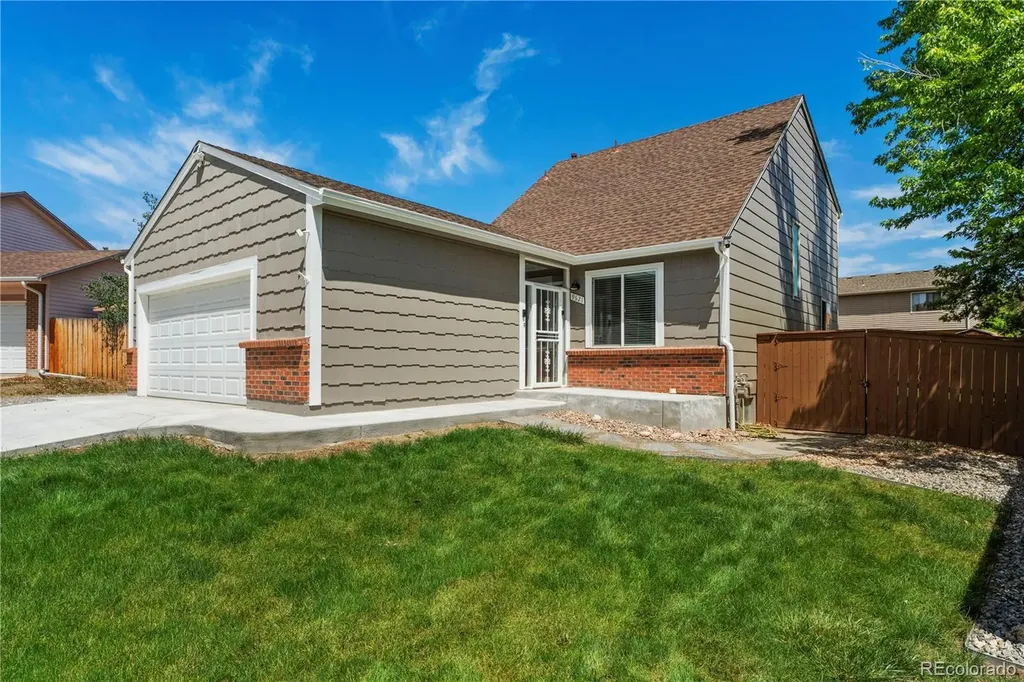 9621 Orangewood Drive Denver CO 80260