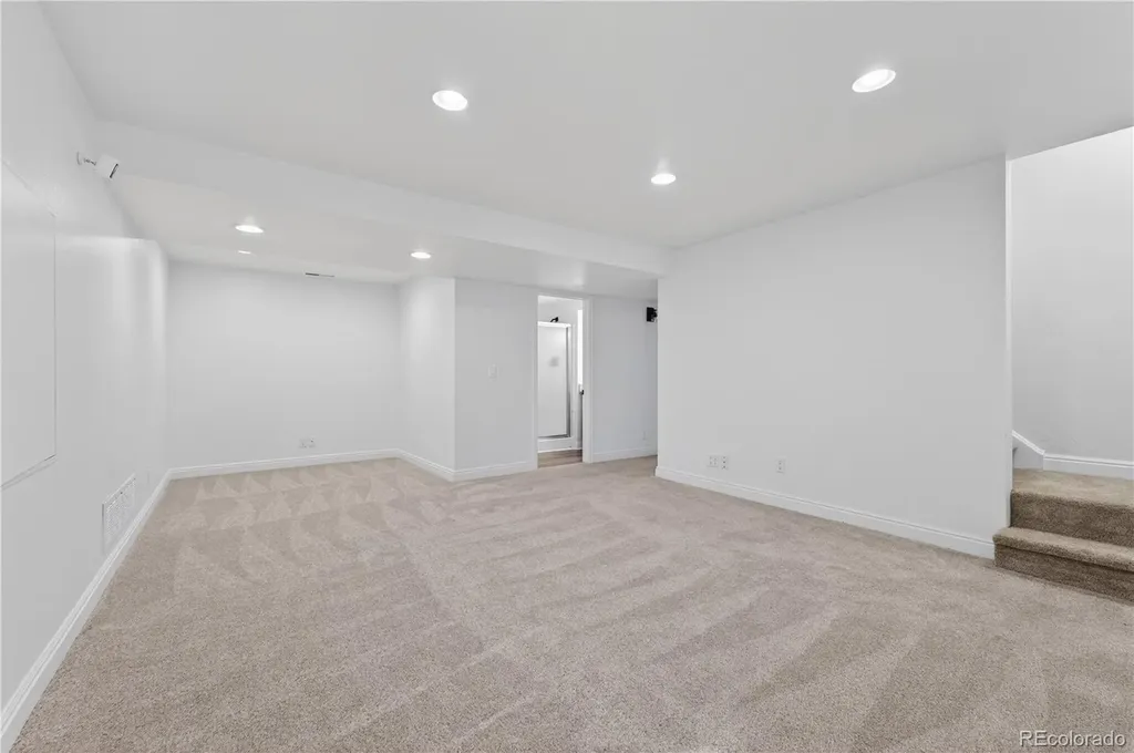 9621 Orangewood Drive Denver CO 80260