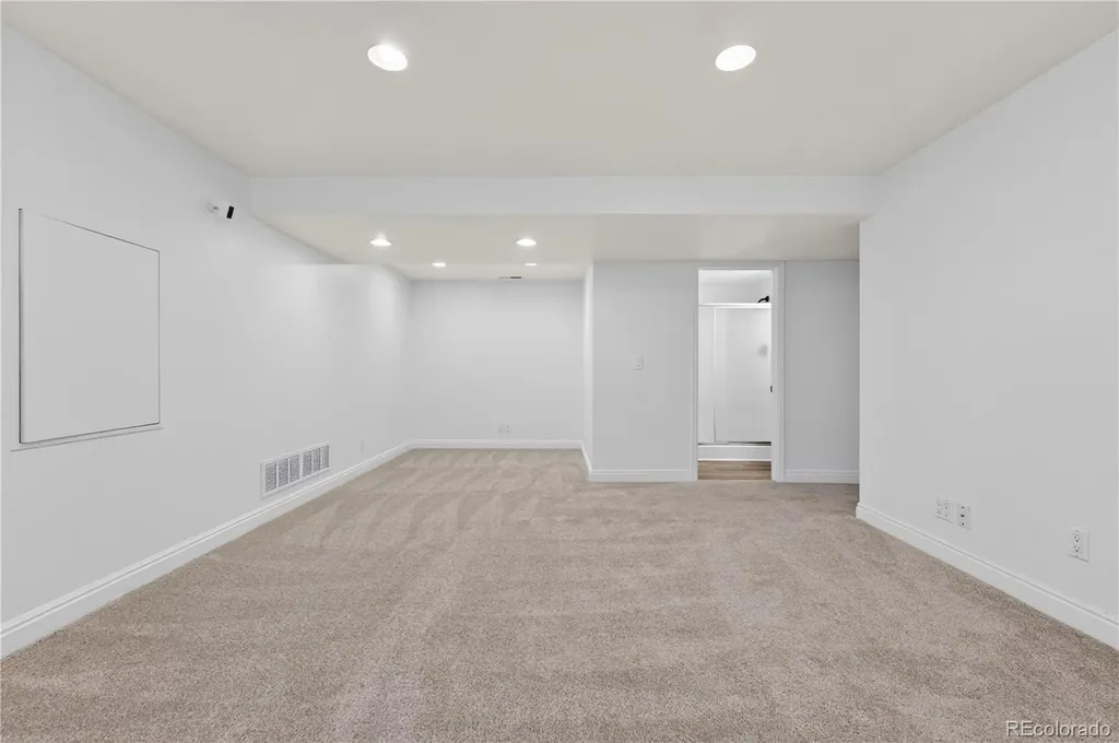 9621 Orangewood Drive Denver CO 80260
