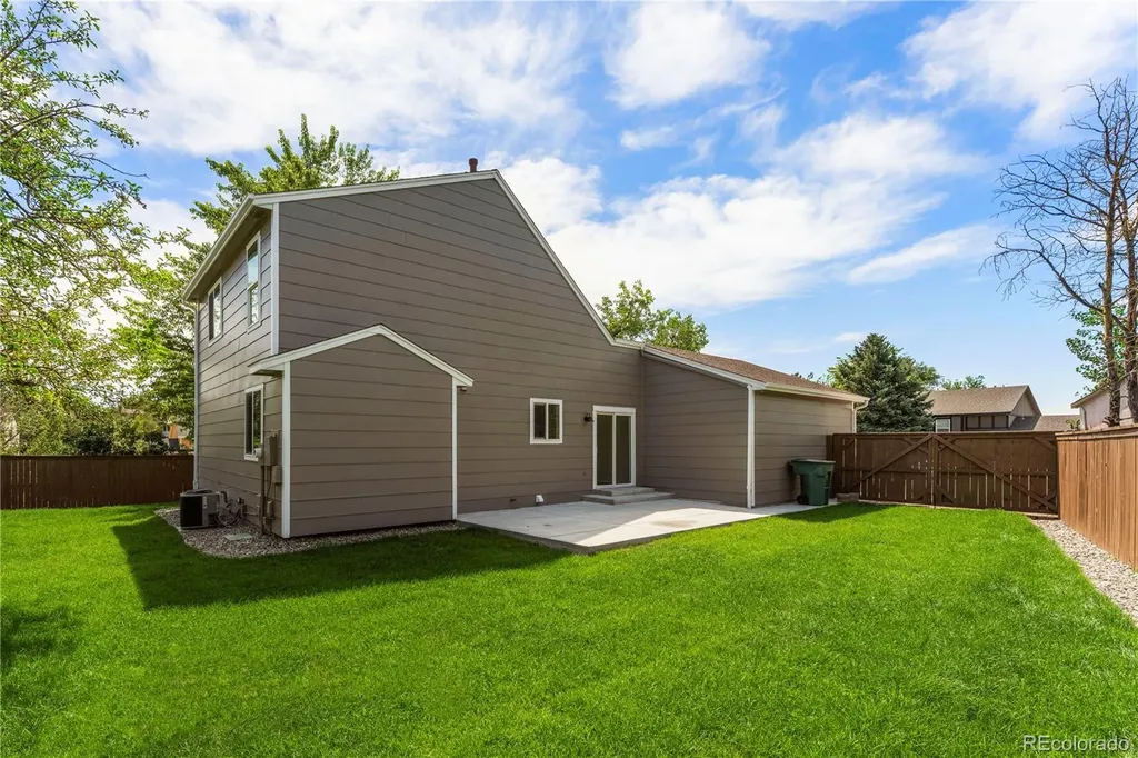 9621 Orangewood Drive Denver CO 80260