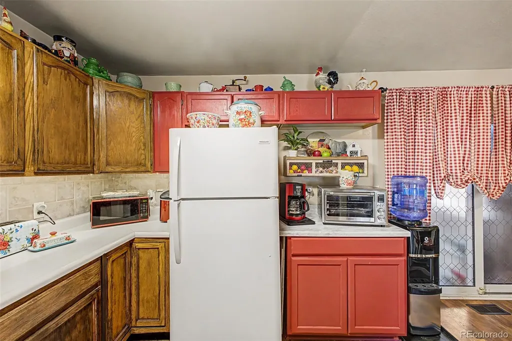 381 El Paso Court Denver CO 80221