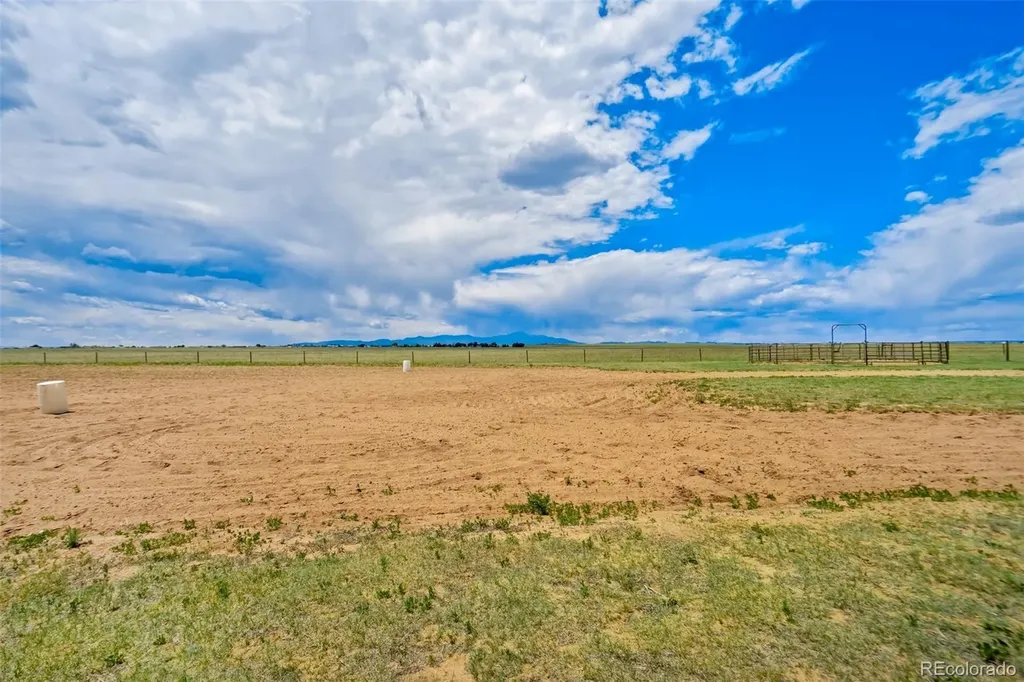 22120 Mcdaniels Road Calhan CO 80808