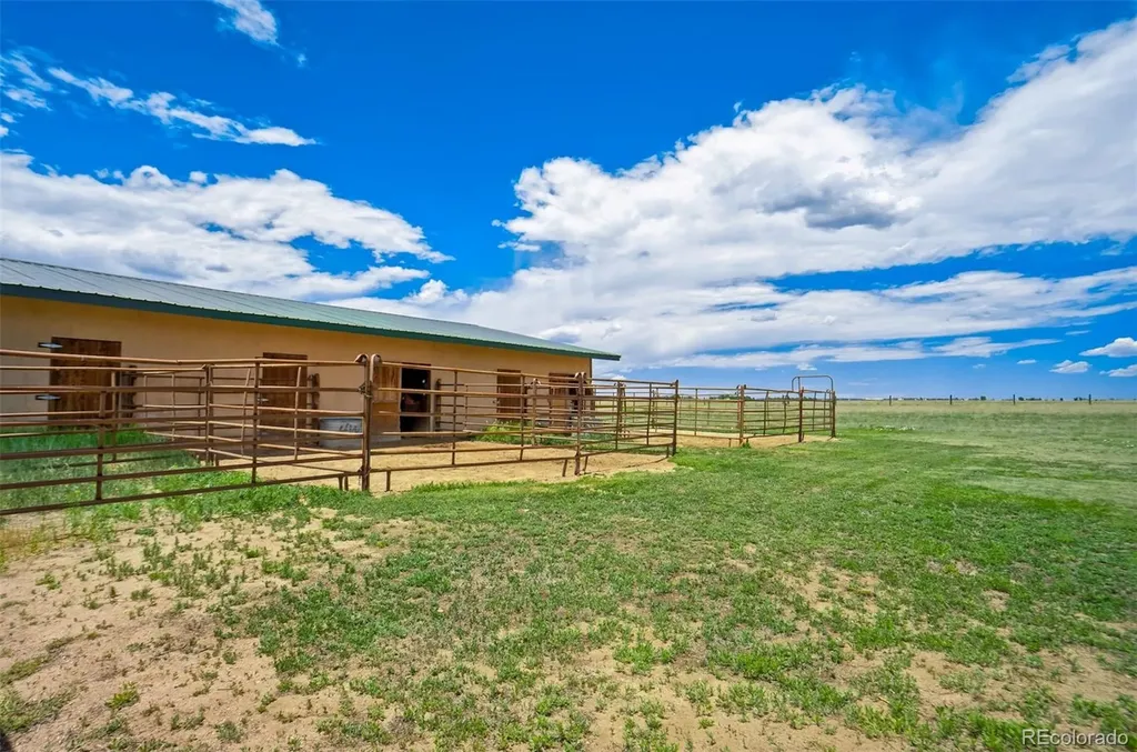22120 Mcdaniels Road Calhan CO 80808