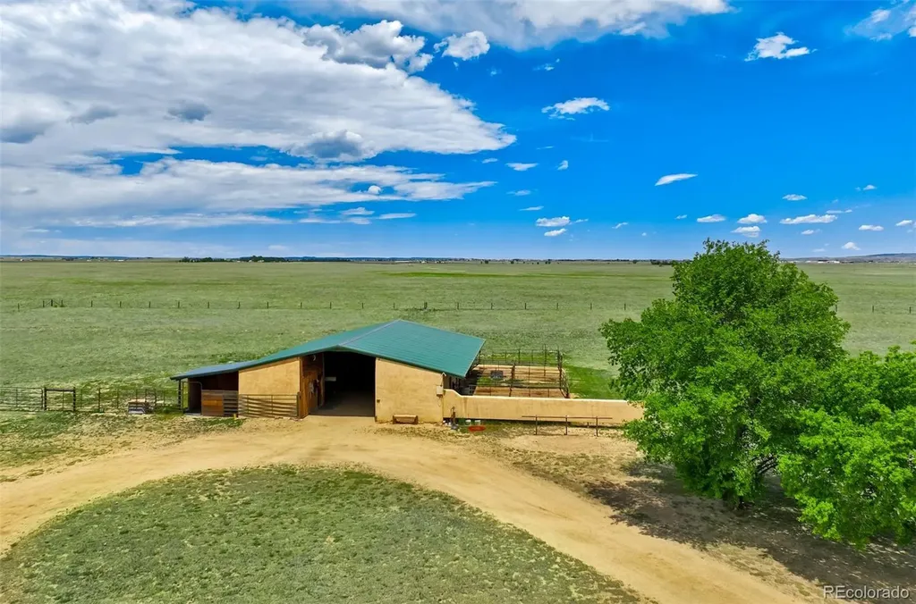 22120 Mcdaniels Road Calhan CO 80808