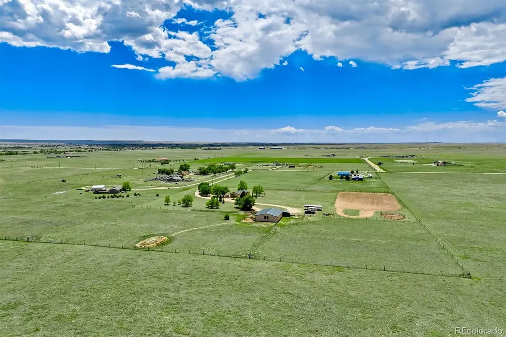 22120 Mcdaniels Road Calhan CO 80808