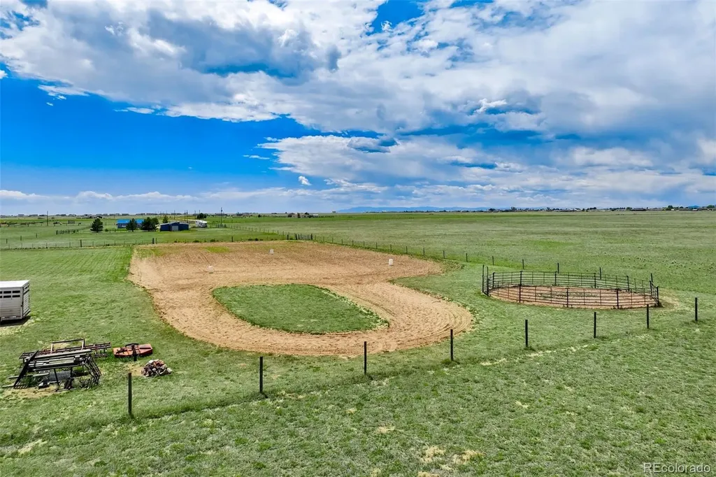 22120 Mcdaniels Road Calhan CO 80808