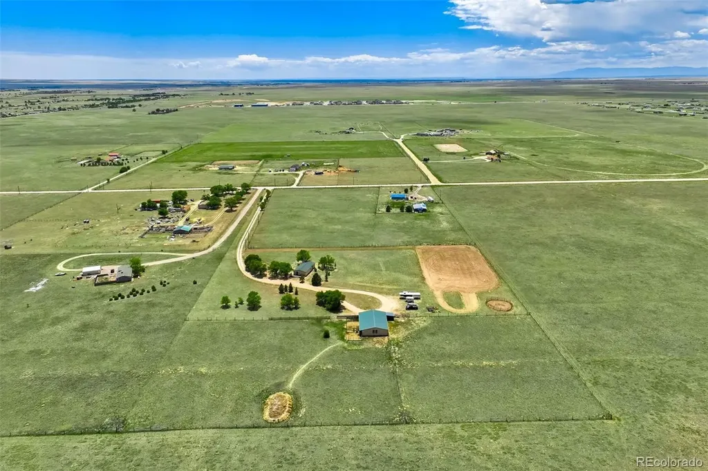 22120 Mcdaniels Road Calhan CO 80808