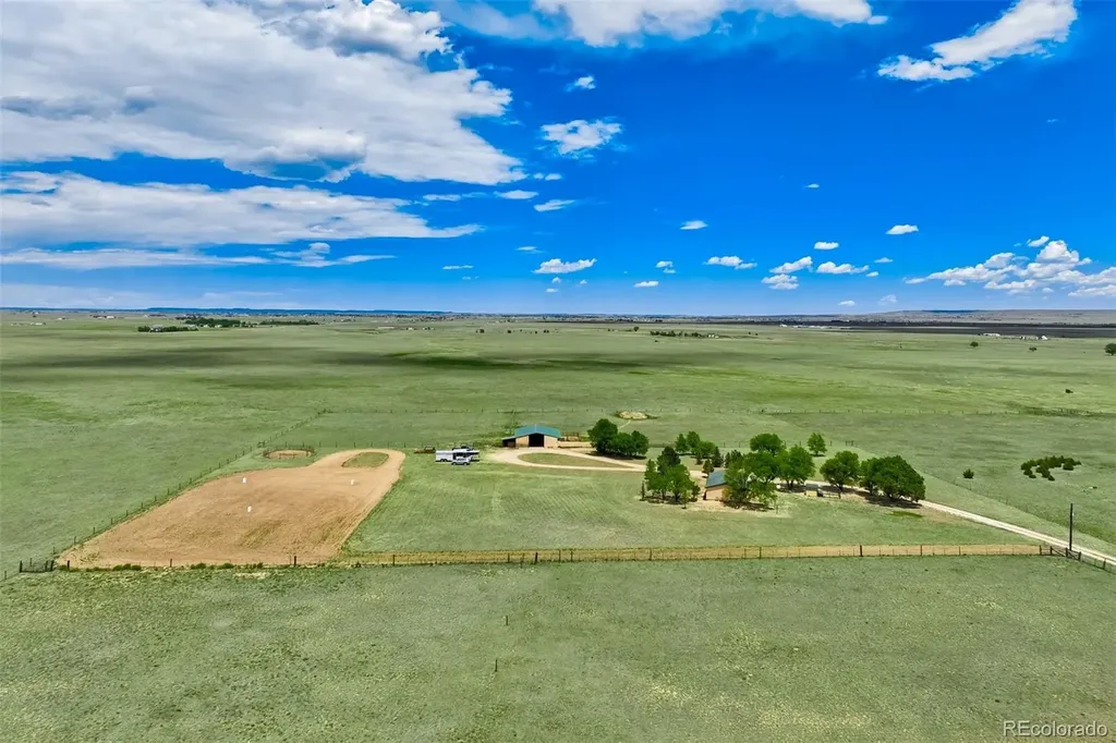 22120 Mcdaniels Road Calhan CO 80808