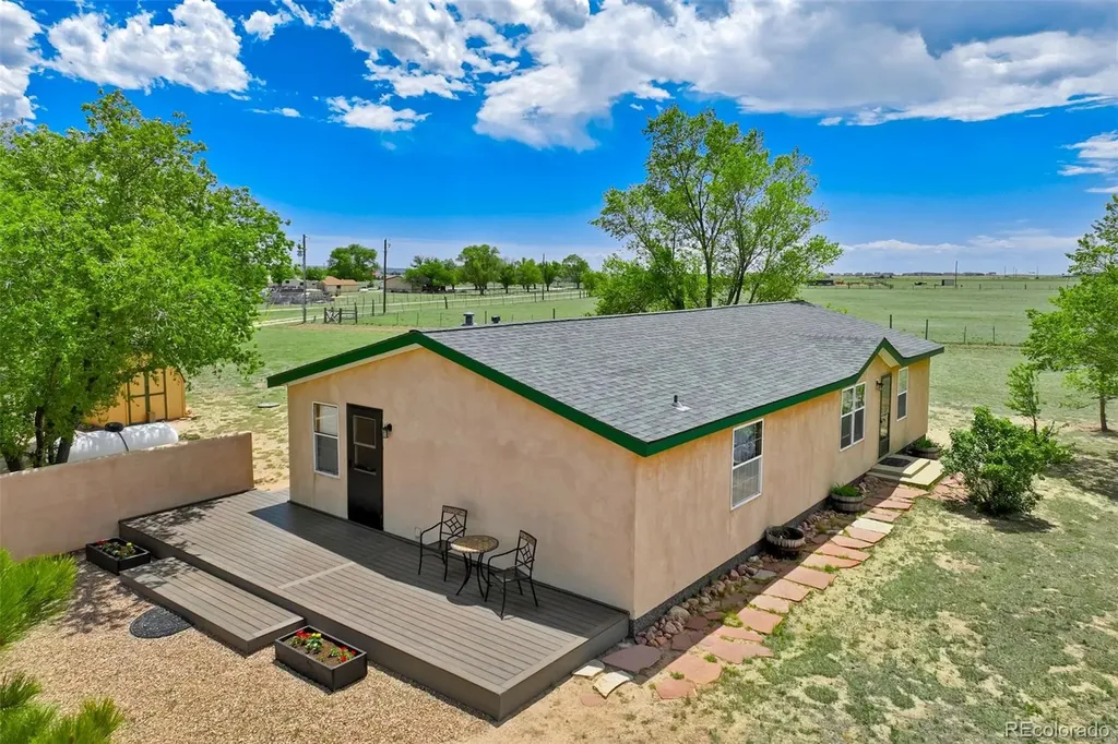 22120 Mcdaniels Road Calhan CO 80808