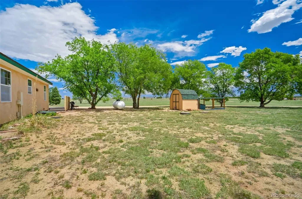 22120 Mcdaniels Road Calhan CO 80808