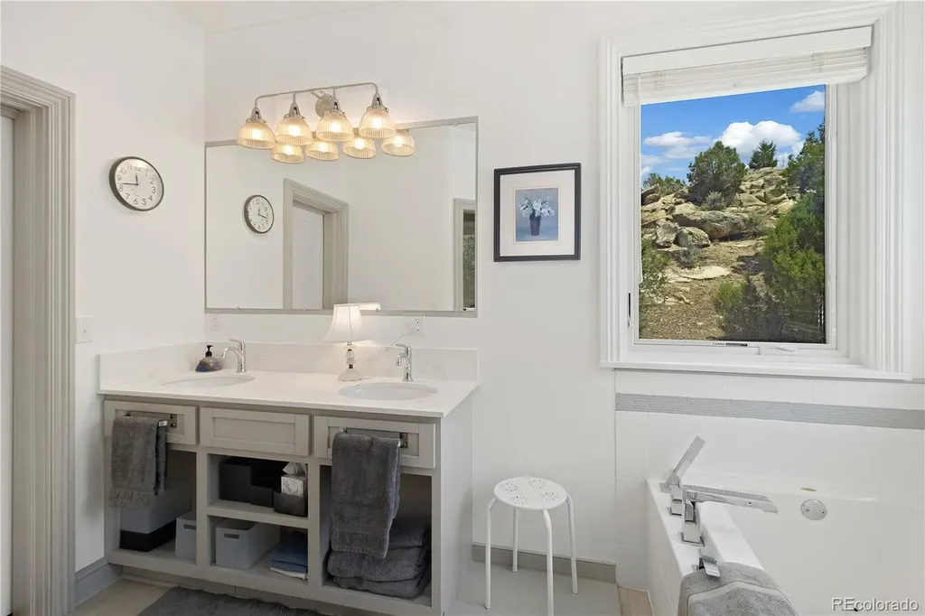 350 Cedar Hills Road Silt CO 81652