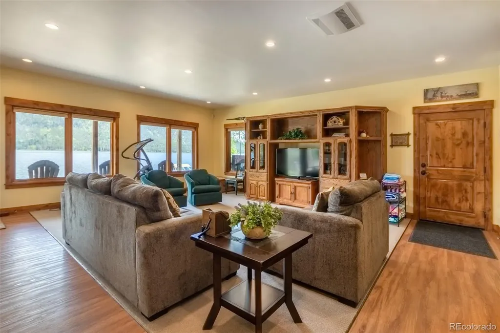 210 Grand County Road 691 Grand Lake CO 80447