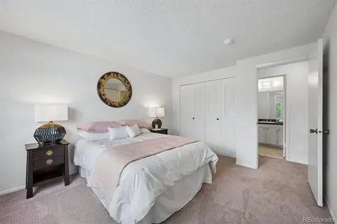 6950 S Knolls Way Centennial CO 80122