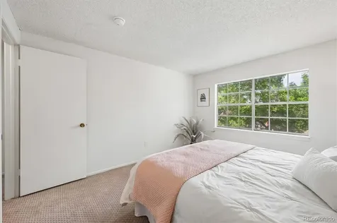 6950 S Knolls Way Centennial CO 80122