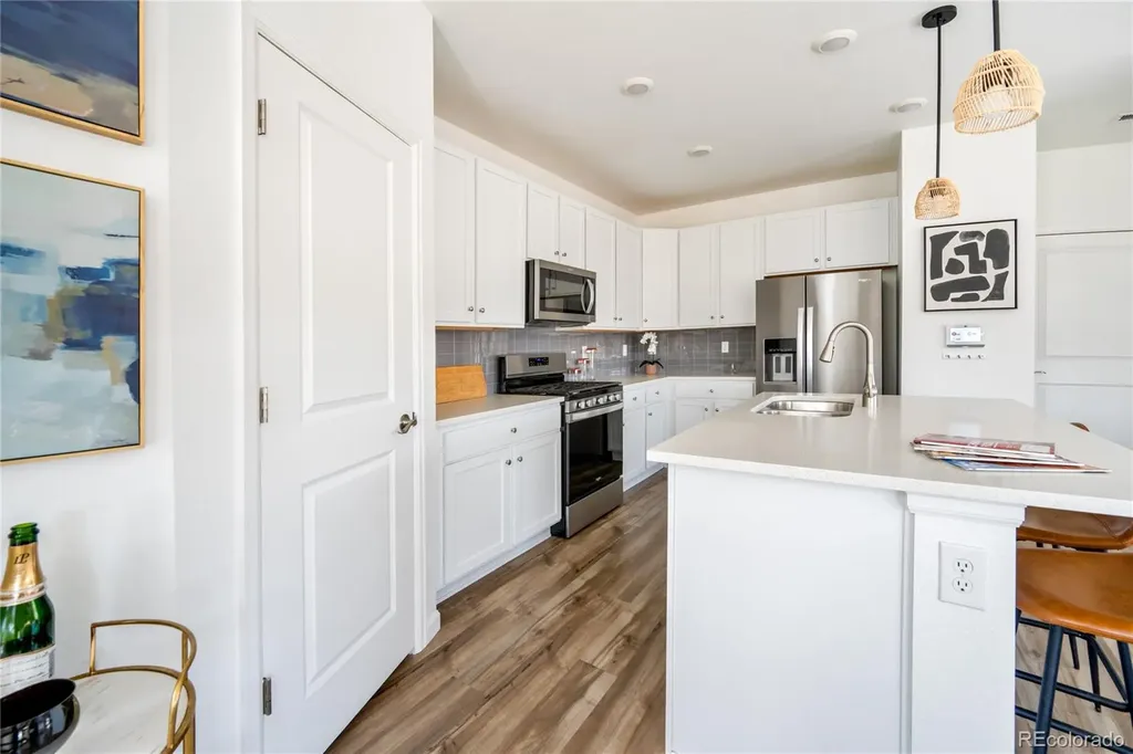 1828 S Poplar Court Denver CO 80224