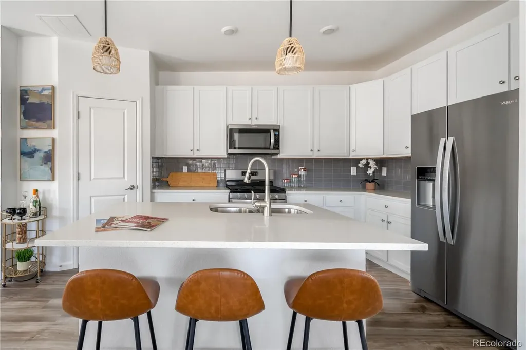 1828 S Poplar Court Denver CO 80224