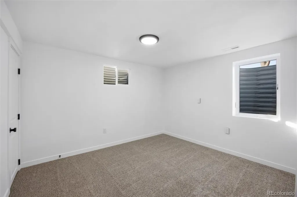 6172 W 68th Avenue Arvada CO 80003