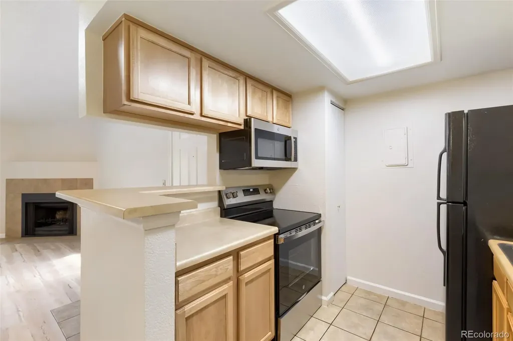 10253 E Peakview Avenue Englewood CO 80111