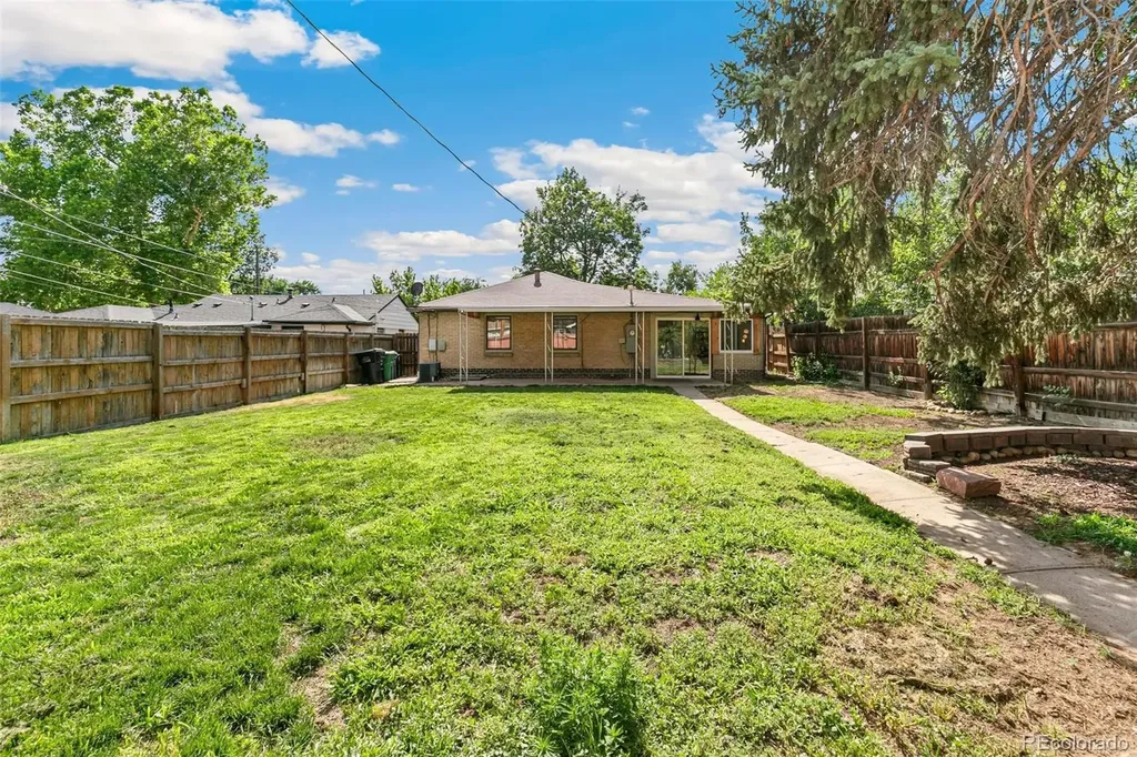 1440 S Bellaire Street Denver CO 80222